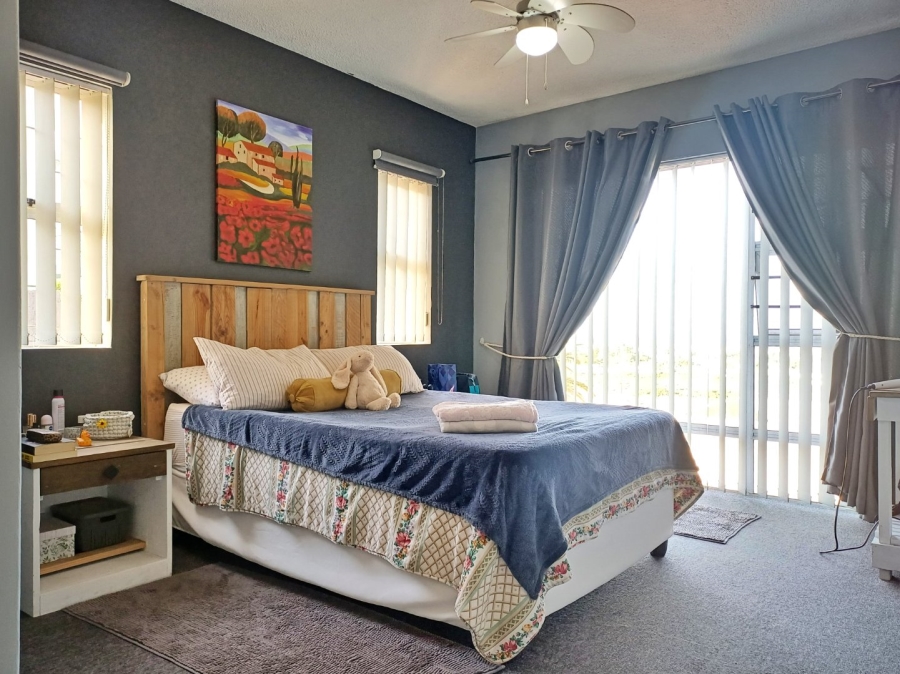 2 Bedroom Property for Sale in Hartenbos Heuwels Western Cape